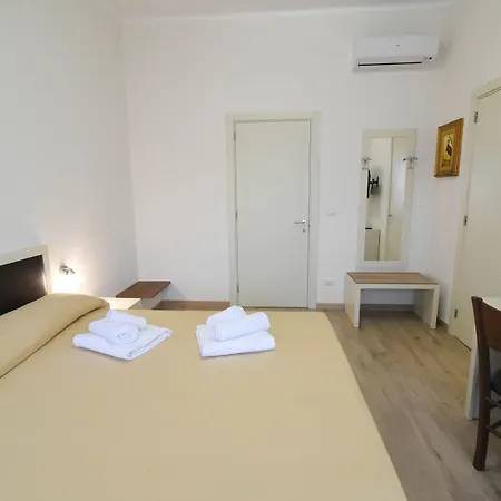 Fra'imari Pensión Gallipoli