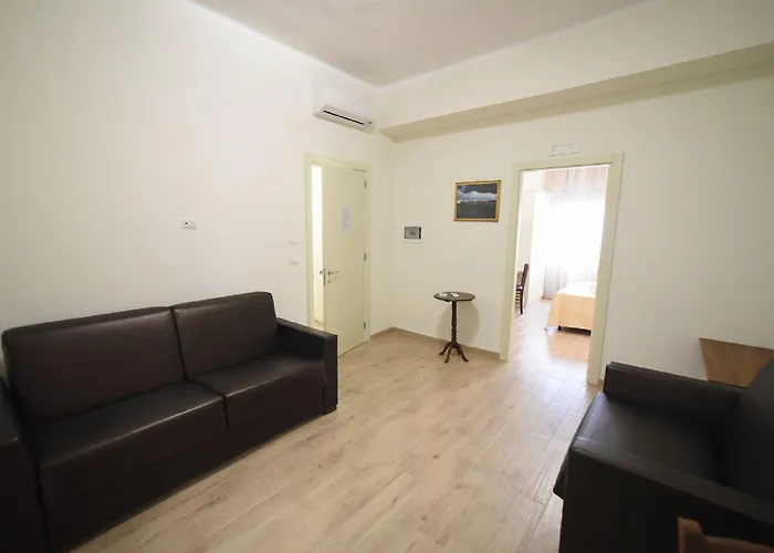 Guest house Fra'imari